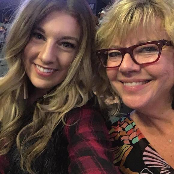 Meet your Posher, Ursula - Picture 1 of 1